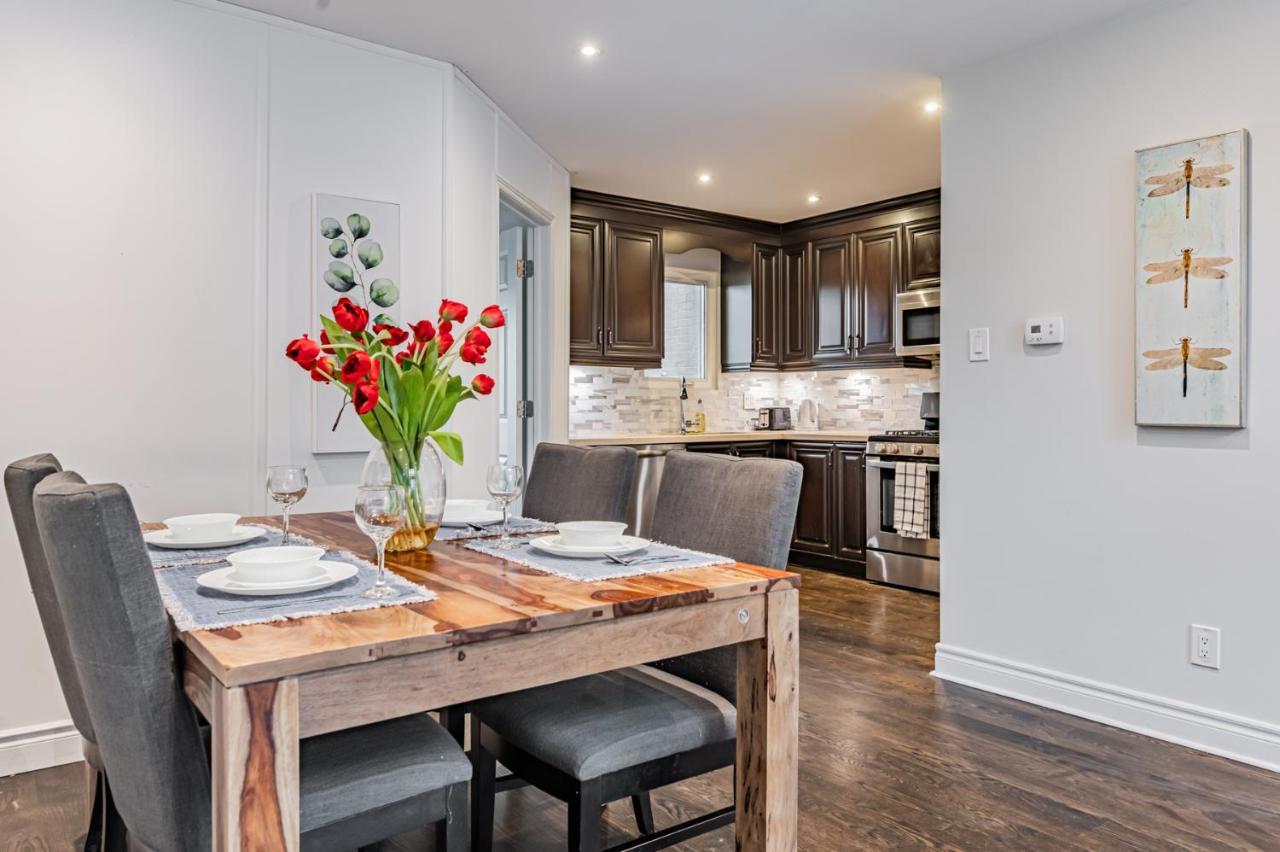 Beautiful Property In Downtown Core Close To Subway Station! Toronto Exterior foto