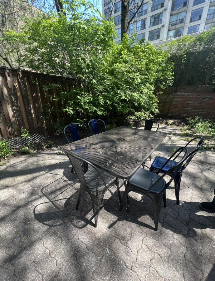 Beautiful Property In Downtown Core Close To Subway Station! Toronto Exterior foto